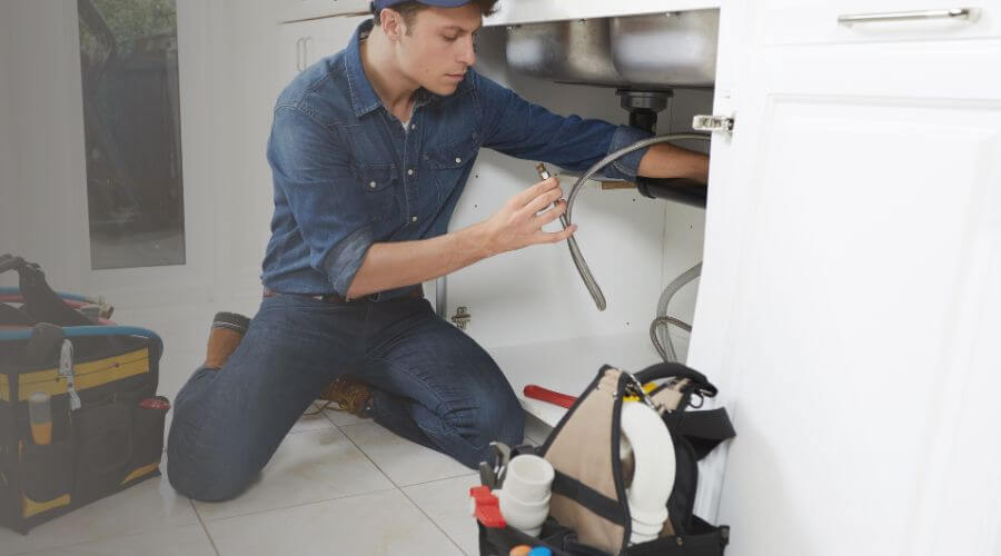 Local water heater installation in Tarzana, CA
